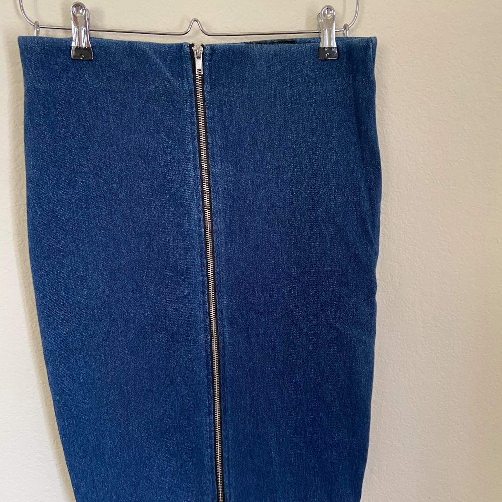 Blue pencil skirt